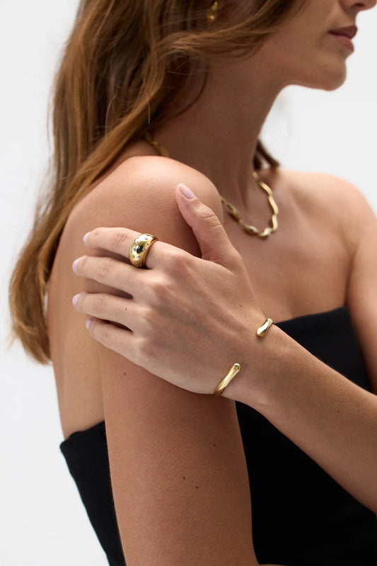 Lucid Cuff