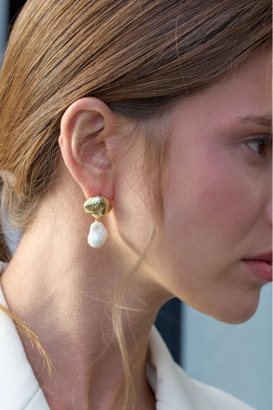 Pearl Drop Earring